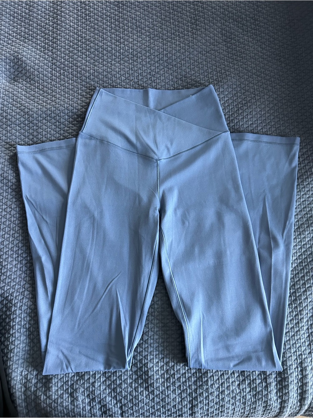 Offline by Aerie | High-Waist Flared Leg Workout Pants - Picture 6 of 6